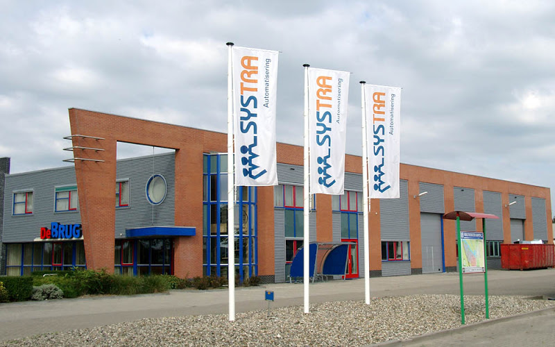 Vlaggen, masten en banieren